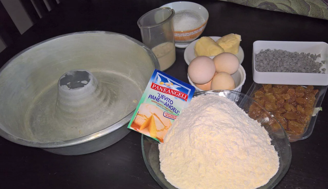 Ciambella uvetta e gocce dicioccolata